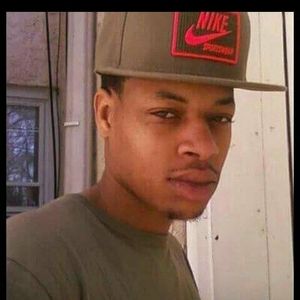 Meet your Posher, Laurence